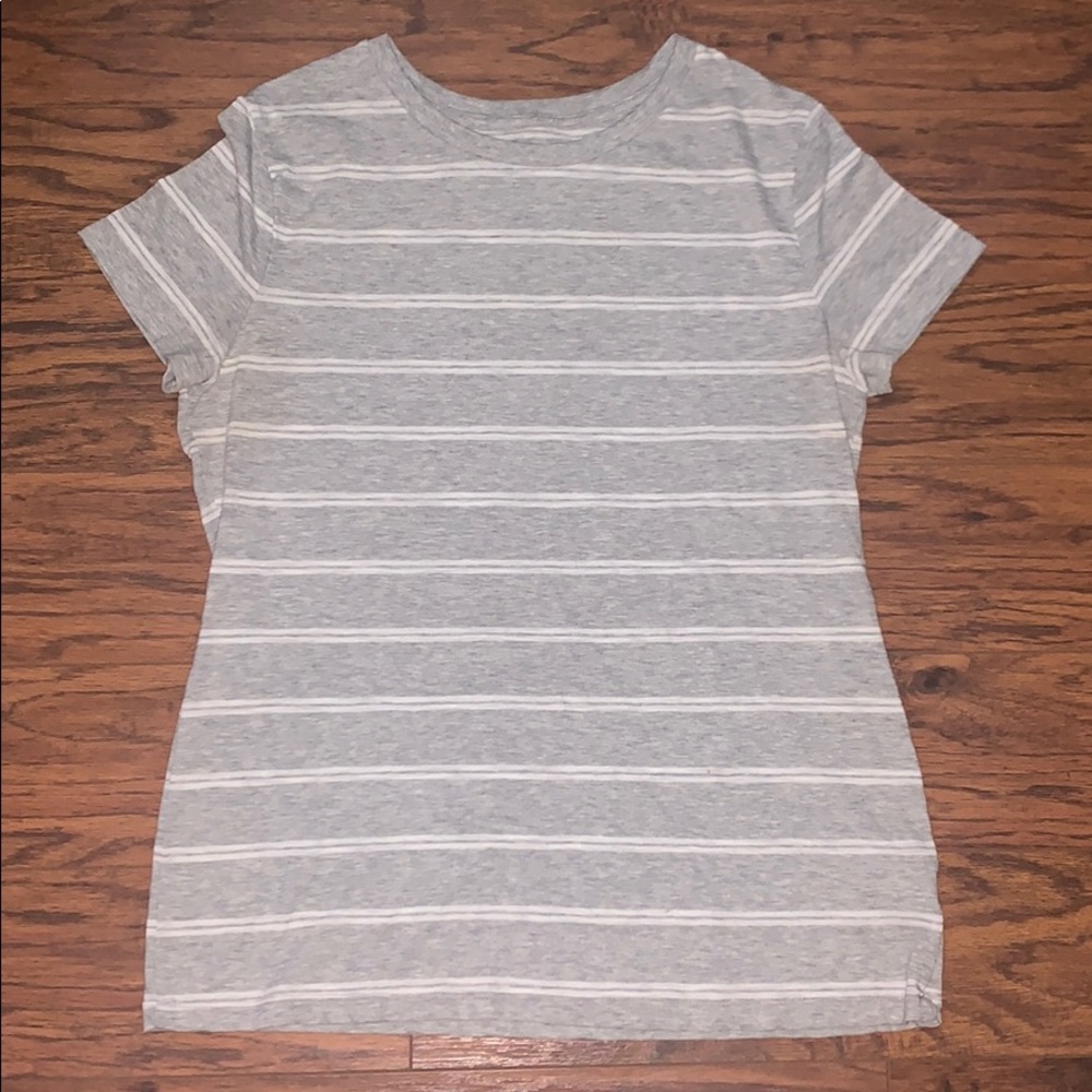 Mossimo women’s crew neck grey/white stripe tee